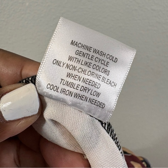 ModCloth Black Floral Pencil Skirt Size 2X Yellow Multicolor Stretch Knit Casual - Picture 11 of 11